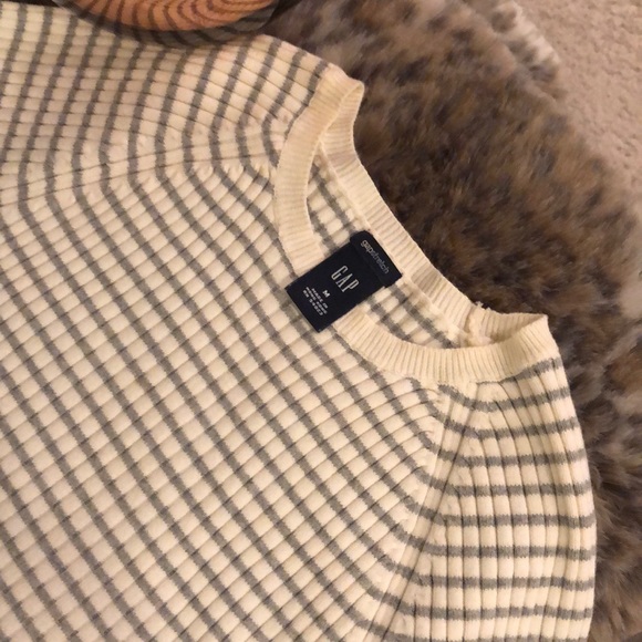 Gap Stretch Sweater - Picture 3 of 4
